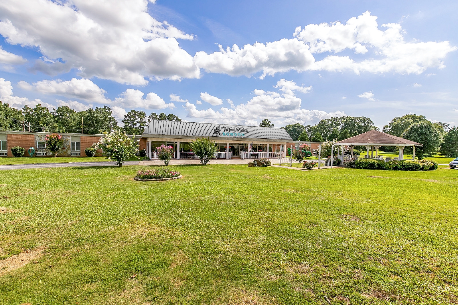 Front Porch of Bowdon image