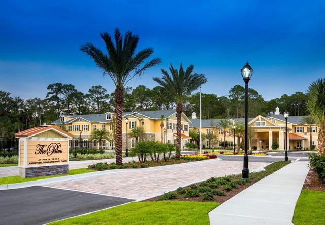 Starling at Ponte Vedra