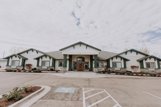 Senior Living in Nampa ID