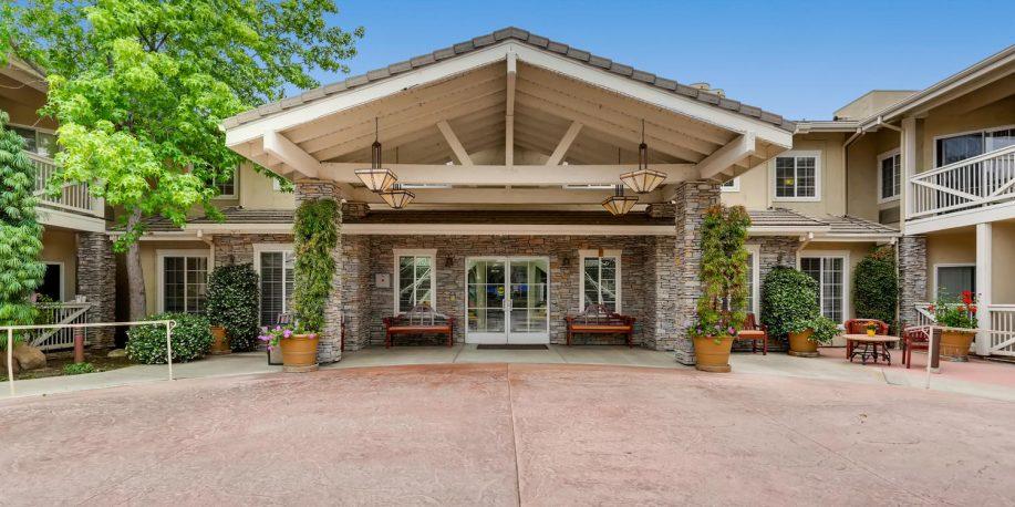 Meadowbrook Senior Living at Agoura Hills