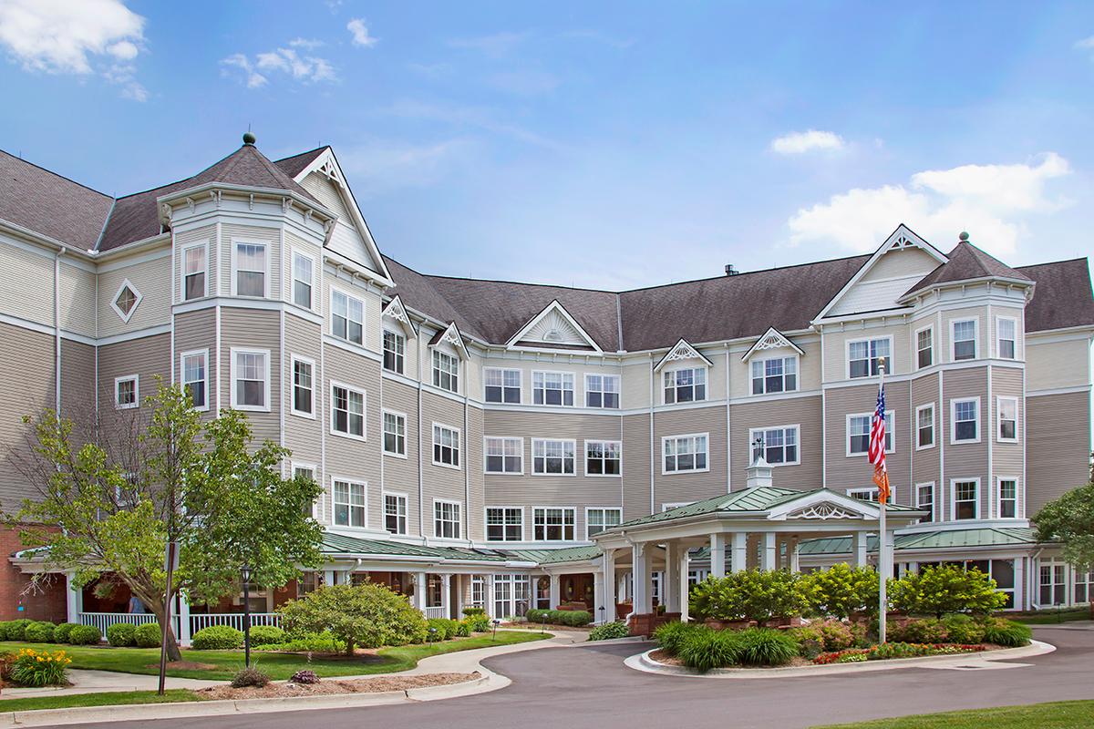 River Oaks Senior Living