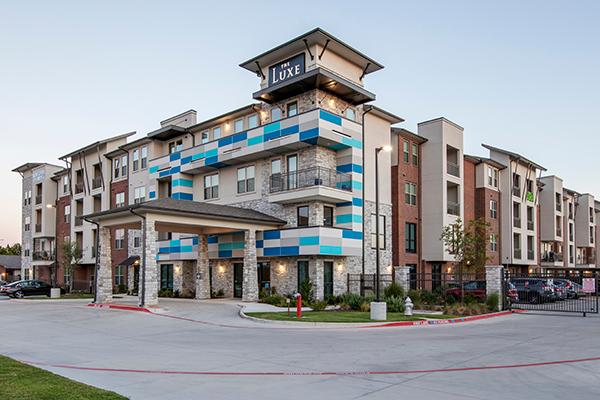 The Luxe at Cedar Hill
