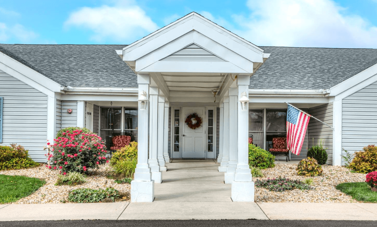 Carriage Court of Grove City