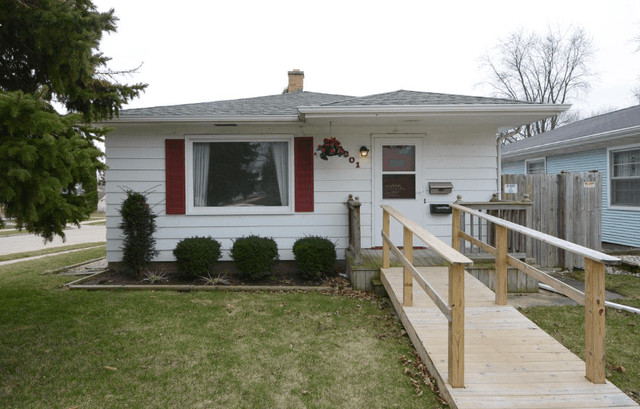 Ross Family Home - Wright Ave