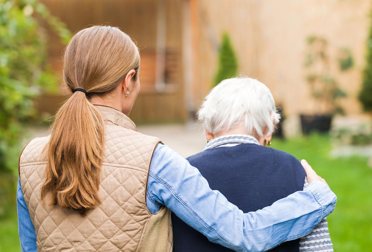 A Crisis Guide for Caregivers of Seniors with Alzheimer’s or Other Dementia