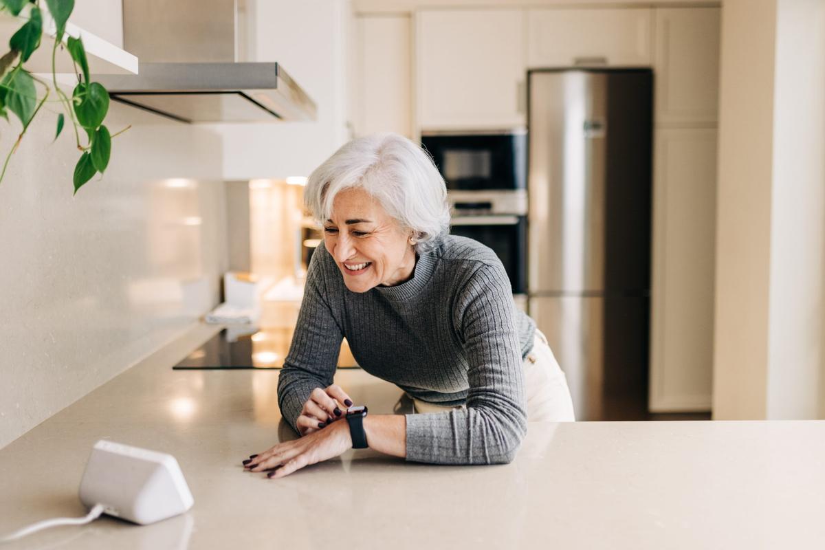 A Guide to Alexa for Seniors: How to Use Amazon Alexa to Help Your Older Loved Ones