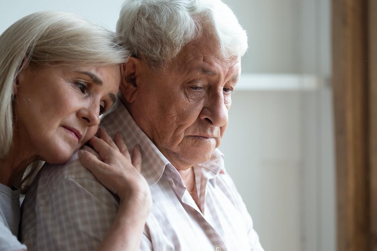 The 7 Stages of Dementia: A Guide for Caregivers